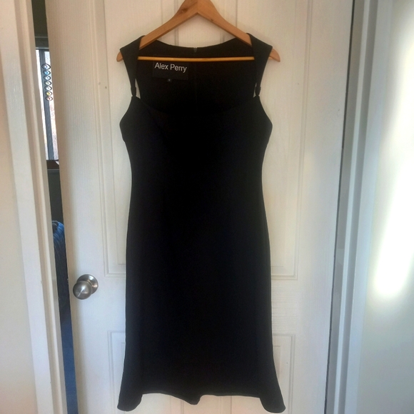 Alex Perry Dresses & Skirts - Alex Perry black mid length dress